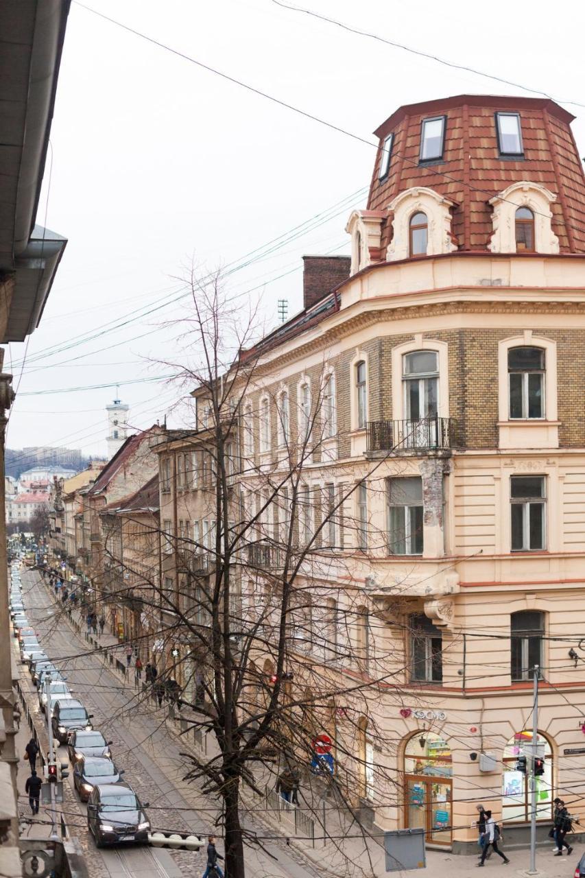 apartment on Doroshenka 38 Lviv Buitenkant foto